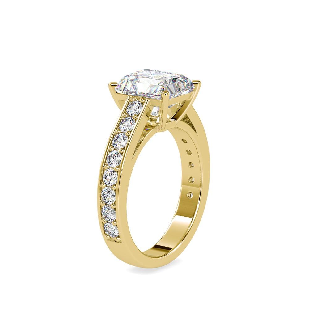 Radiant Cut Diamond Engagement Ring