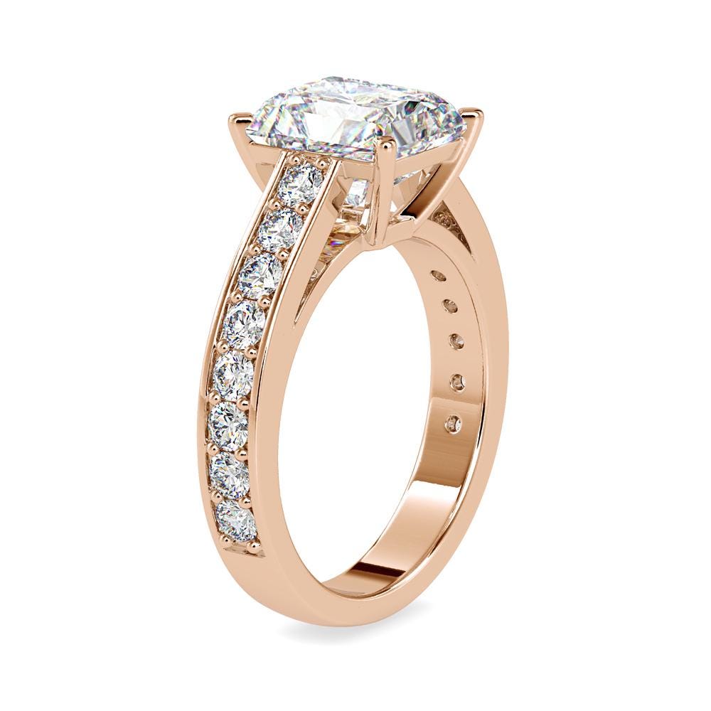 Radiant Cut Diamond Engagement Ring